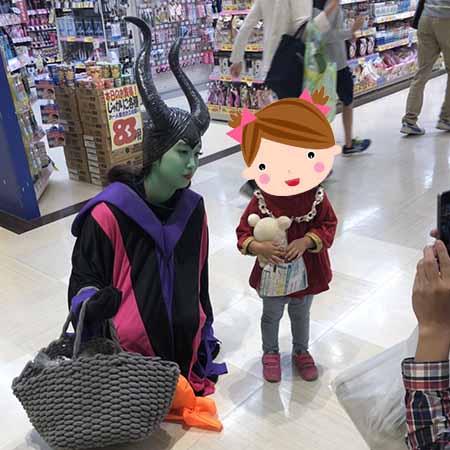 ハロウィン、イベント、コスプレ、魔女、握手撮影会